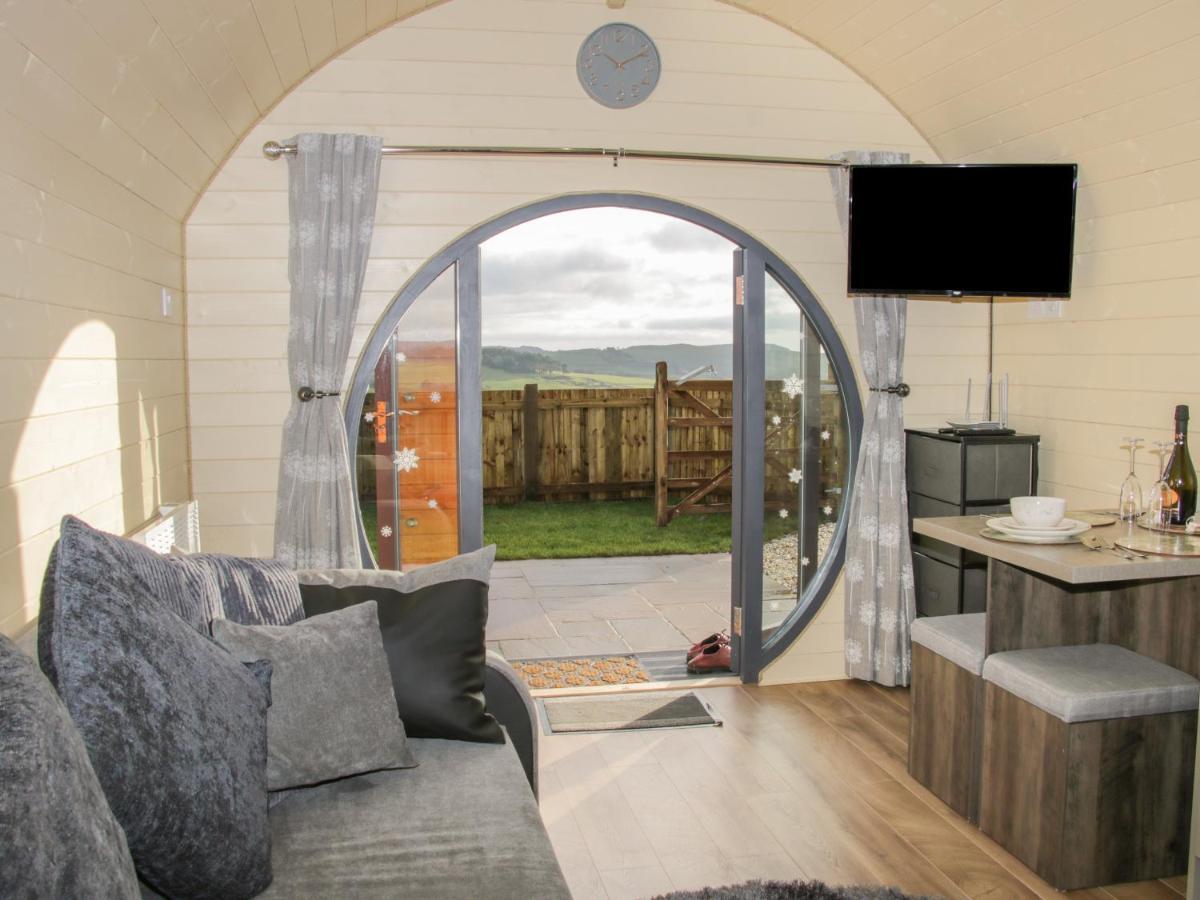 Stapeley Pod Villa Shrewsbury Buitenkant foto
