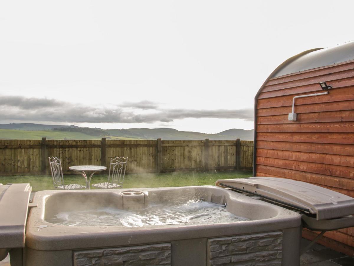 Stapeley Pod Villa Shrewsbury Buitenkant foto